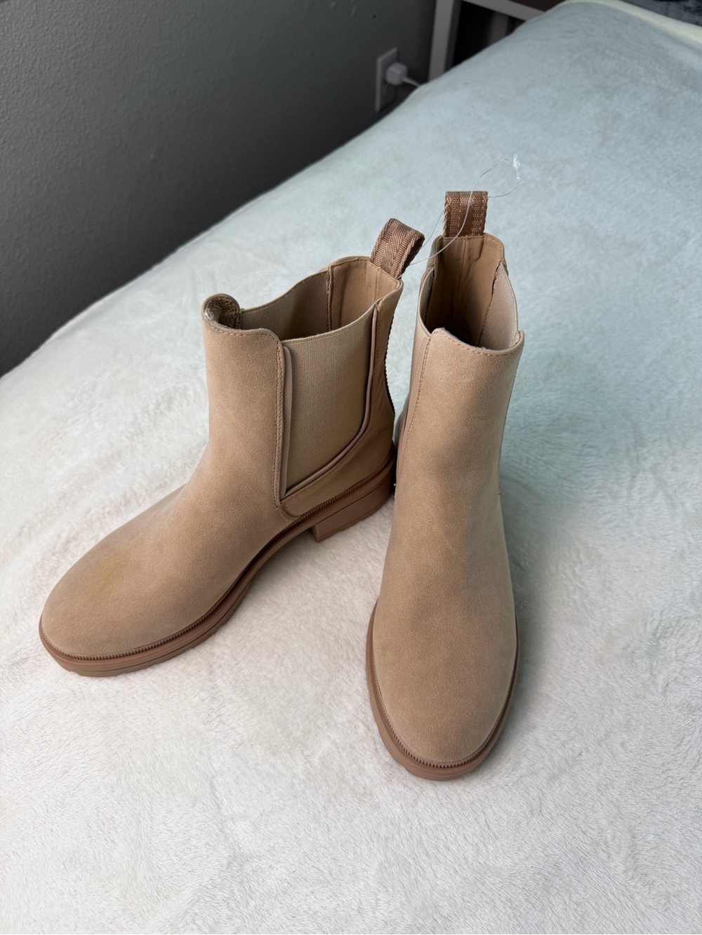 Rocket Dog Chloe Suede Chelsea Boots